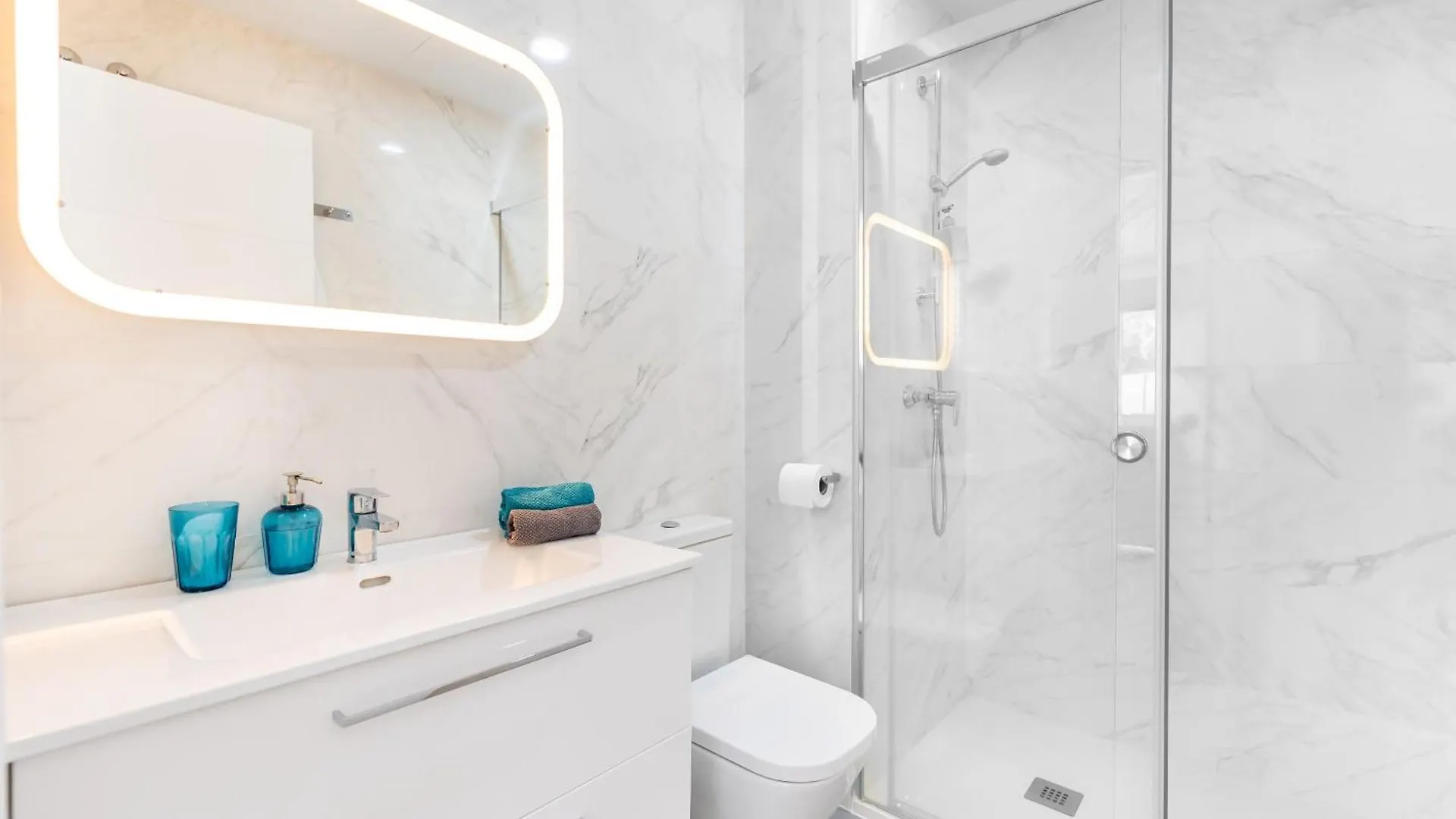 Apartamento Bajo Luxury Golf Baviera Hills 54 Caleta De Velez Lägenhet
