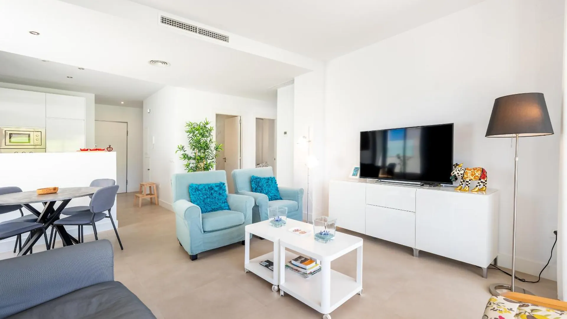 Apartamento Bajo Luxury Golf Baviera Hills 54 Caleta De Velez Spanien