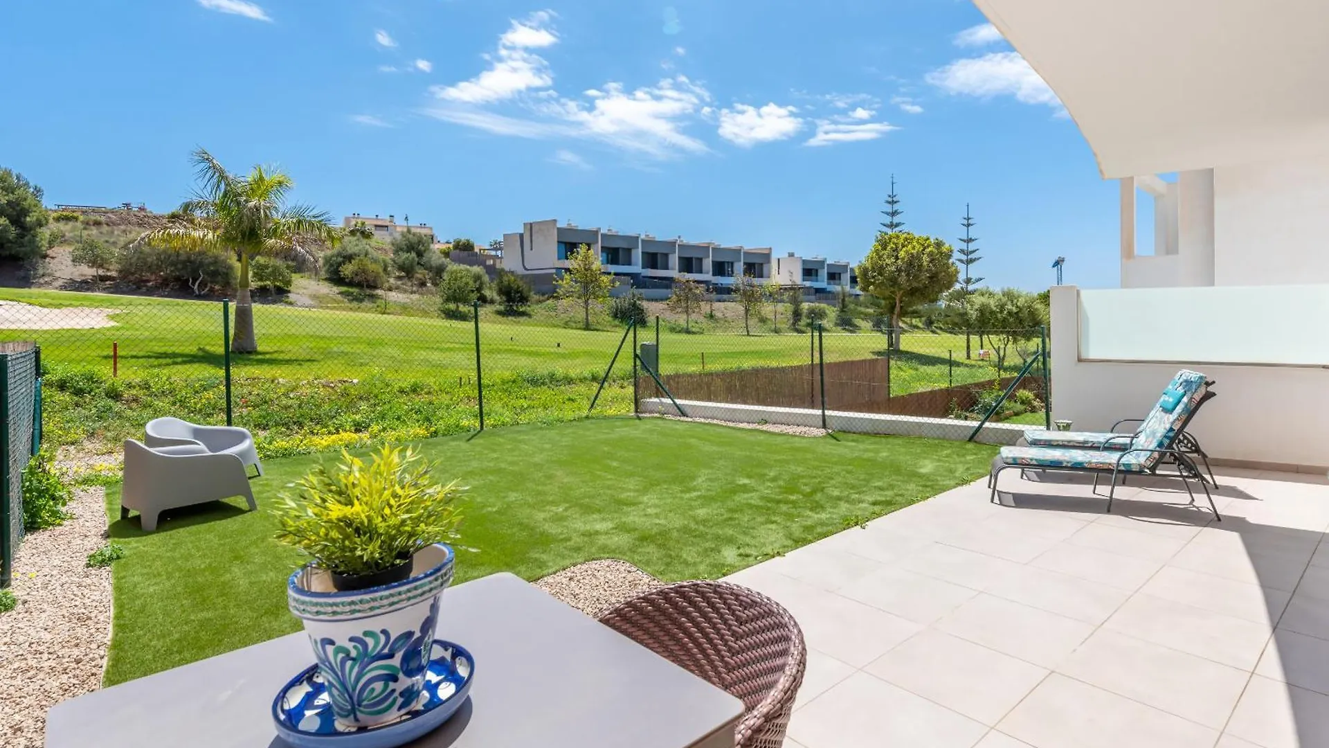 Apartamento Bajo Luxury Golf Baviera Hills 54 Caleta De Velez Lägenhet